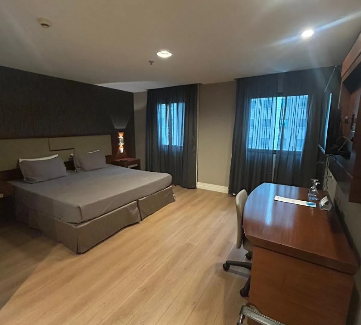Flat Luxuoso Wynd Ao Lado Do Shopping Ibirapuera Moema 842 contacts